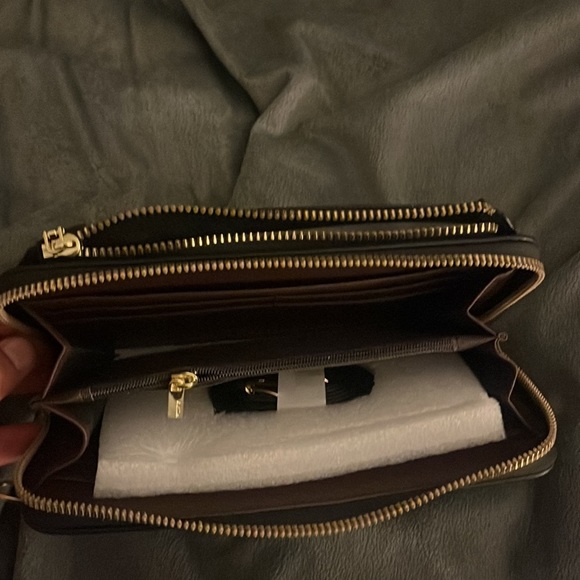 Cell Phone Wallet - Picture 2 of 3